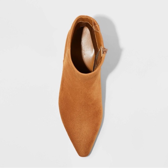 NWT Universal Thread AE986 Taylor Boots Faux Suede Size: 6 - Picture 3 of 3